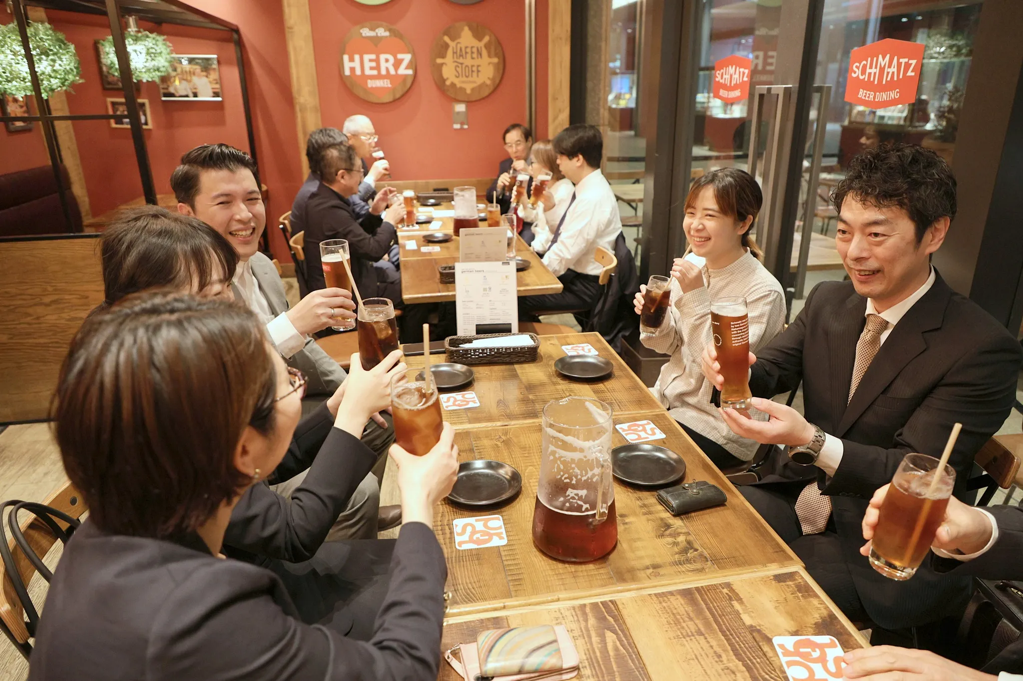 超智諮詢於日本東京宴請嘉賓餐敘